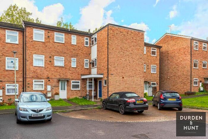 2 Bedroom Flat To Rent In Nettlecroft, Welwyn Garden City AL7