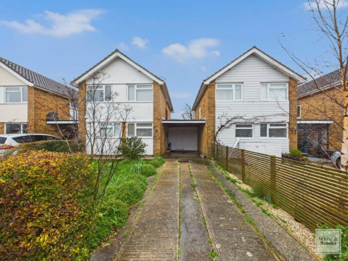 3 Bedroom Link Detached House For Sale In St. Leodegars Way, Hunston, PO20