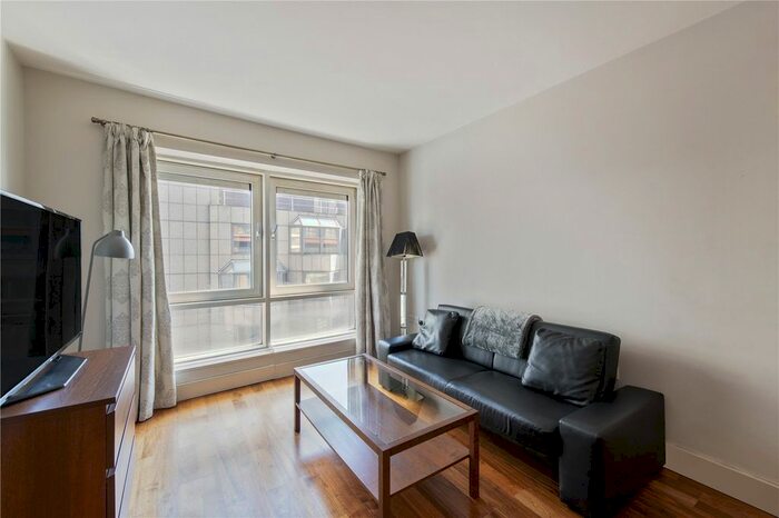 1 Bedroom Flat To Rent In Praed Street, London, W2