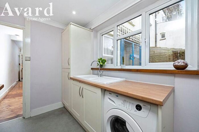 1 Bedroom Flat For Sale In Grantham Road, Brighton, BN1