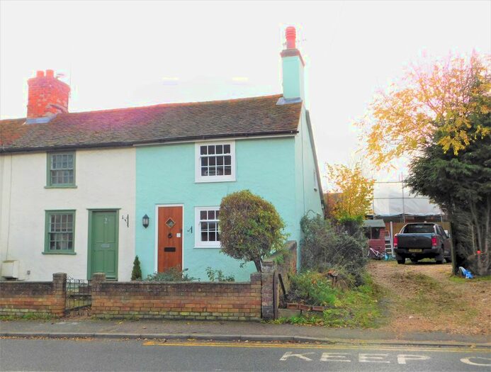 2 Bedroom Cottage To Rent In Colchester Road, Ardleigh CO7