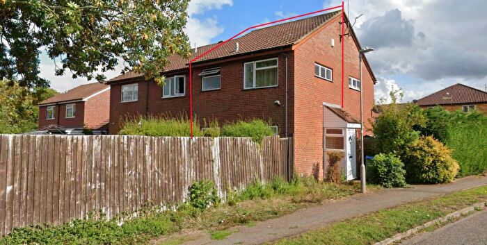 1 Bedroom End Of Terrace House To Rent In Orwell Drive, Aylesbury, HP21