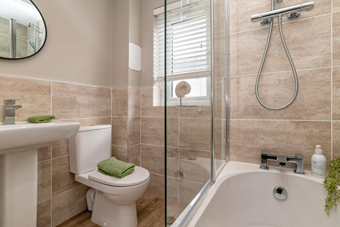 3 Bedroom Terraced House For Sale In Cuthbertson Walk Bucksburn Aberdeen, AB21