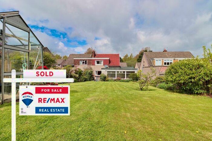 3 Bedroom Semi-Detached House For Sale In Weavers Knowe Crescent, Currie, Edinburgh, EH14