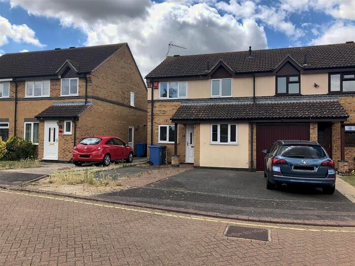 2 Bedroom Semi-Detached House To Rent In Broad Meadow, Ipswich, IP8