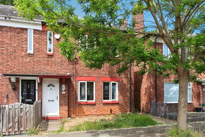 3 Bedroom End Of Terrace House For Sale In Willesden Avenue, Peterborough, PE4