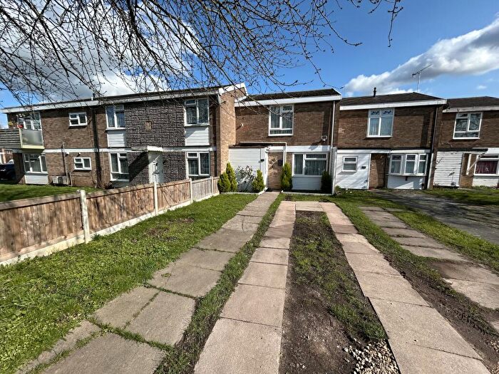 2 Bedroom Terraced House For Sale In Ballards Walk, Basildon, SS15