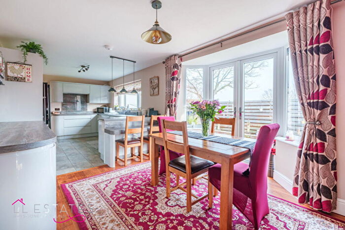 2 Bedroom Detached Bungalow For Sale In Brook Avenue, Towyn, Abergele, LL22