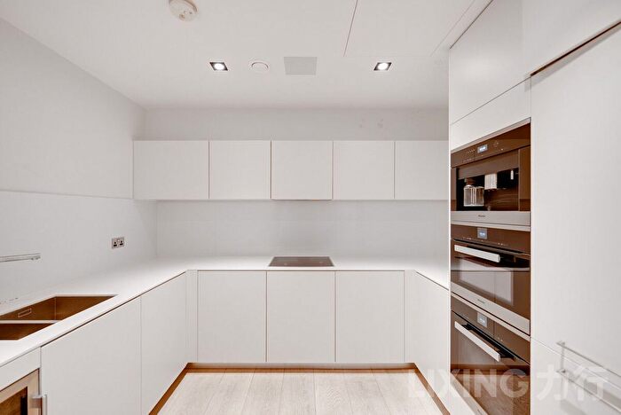 2 Bedroom Flat For Sale In Chatsworth House, One Tower Bridge, SE1