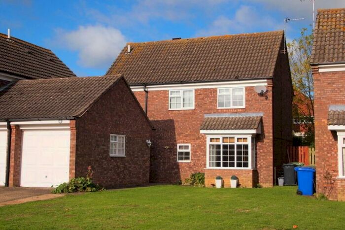 4 Bedroom Detached House To Rent In Falcon View, Greens Norton, Towcester, Northamptonshire, NN12