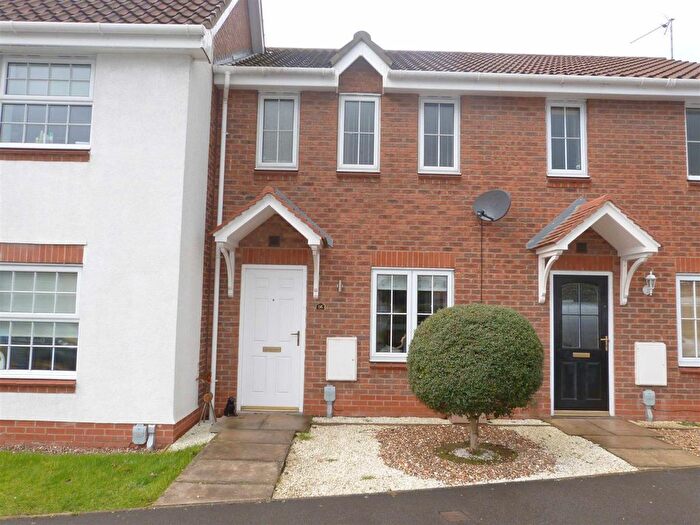 2 Bedroom Terraced House To Rent In Loxley Way, Brough, HU15