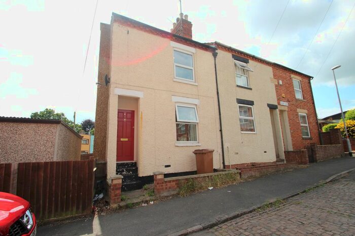 3 Bedroom End Of Terrace House To Rent In Short Lane, Wellingborough, NN8