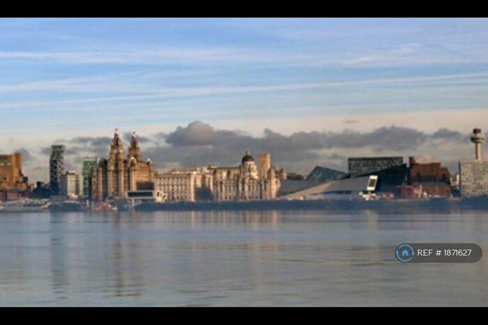 2 Bedroom Flat To Rent In Birchen House Canning Street, Birkenhead, CH41