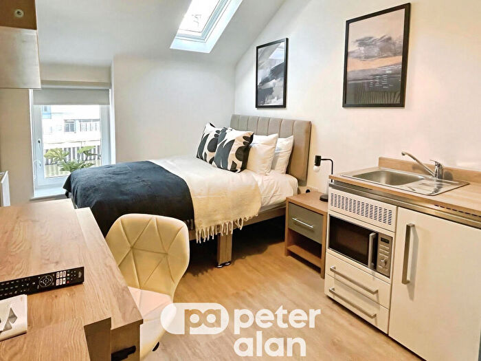 1 Bedroom House To Rent In Fitzhamon Embankment, CF11