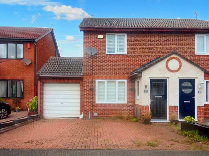 2 Bedroom Semi-Detached House To Rent In Inglewood Close, Blyth, Northumberland, NE24