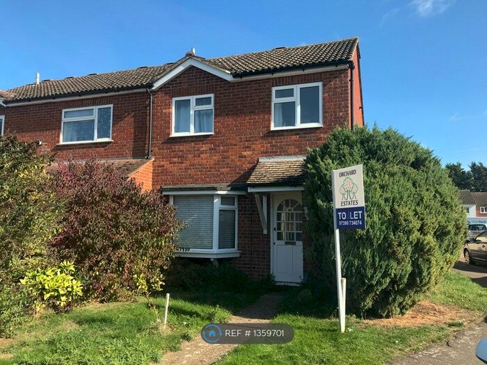 3 Bedroom End Of Terrace House To Rent In Sheerstock, Haddenham, HP17