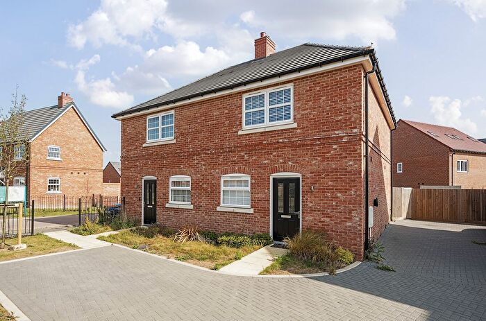 2 Bedroom Semi-Detached House For Sale In The Gallops, Braintree, CM7