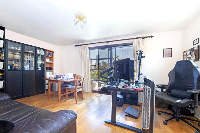 1 Bedroom Apartment To Rent In Finland Street, London, SE16