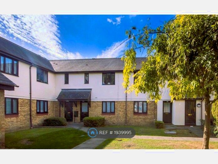 1 Bedroom Flat To Rent In Highwoods, Colchester, CO4