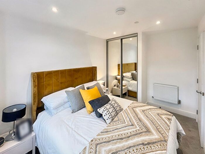 1 Bedroom Flat For Sale In New Street, Aylesbury, HP20