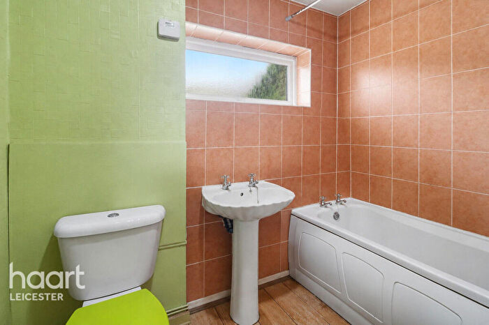 1 Bedroom Apartment For Sale In Hotoft Road, Leicester, LE5