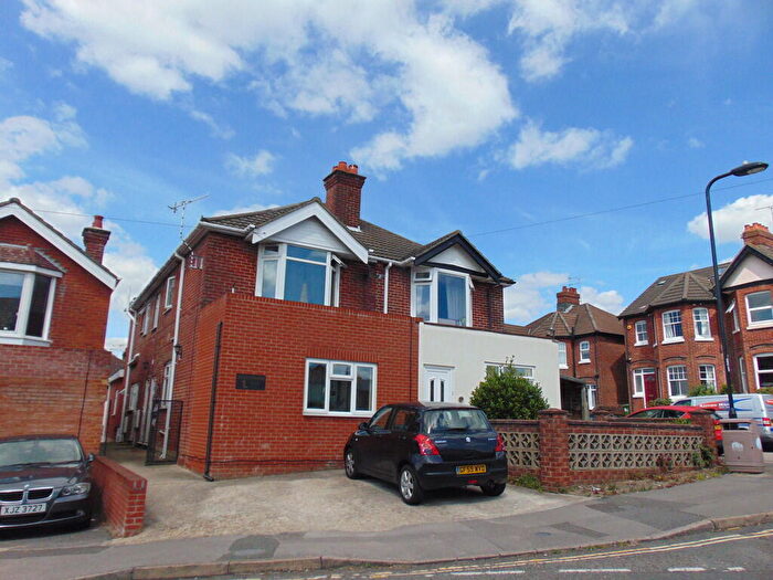 1 Bedroom Flat To Rent In St Catherine's Road, Southampton, SO18
