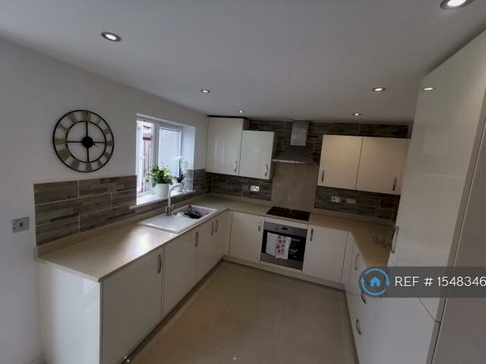 3 Bedroom Semi-Detached House To Rent In Marrow Drive, Liverpool, L7