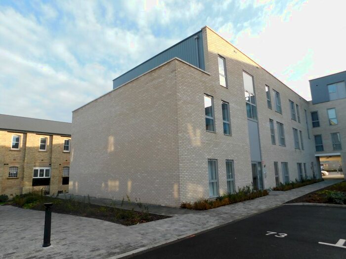 2 Bedroom Flat To Rent In Rowntree Court, Colchester, CO2