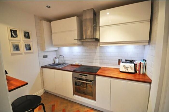 1 Bedroom Flat To Rent In Telford Avenue, London, SW2
