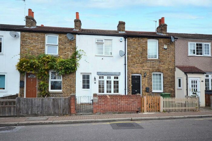 2 Bedroom Cottage To Rent In North Road, Bromley, BR1
