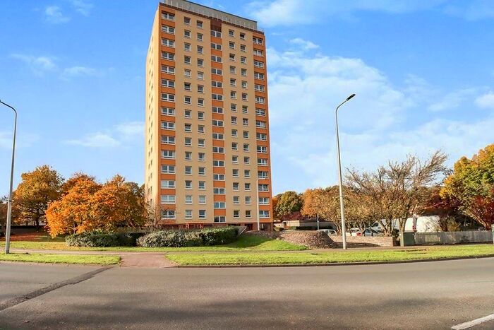 2 Bedroom Flat To Rent In Raeburn Heights, Glenrothes KY6