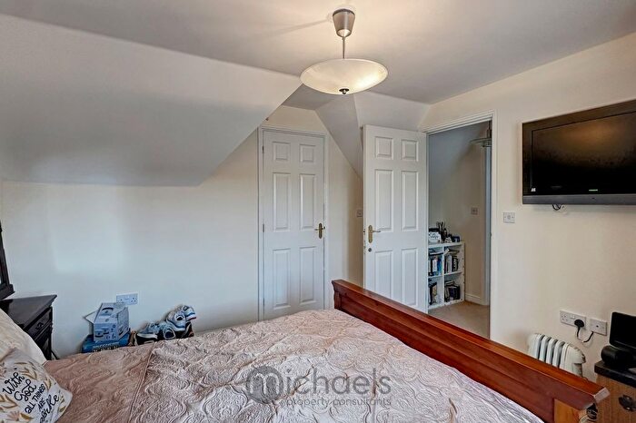 3 Bedroom Town House For Sale In Secundus Drive, Colchester, CO2