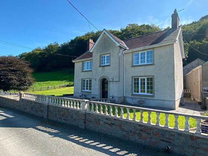 3 Bedroom Property To Rent In Llanllawddog, Caerfyrddin, SA32