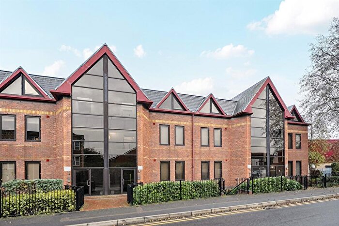 1 Bedroom Apartment To Rent In The Chambers, East Street, Reading, RG1