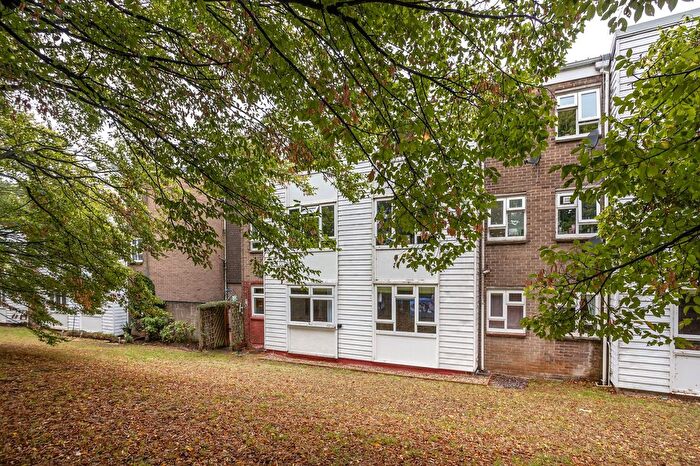 2 Bedroom Flat For Sale In Pennywell Drive, Oxford, OX2