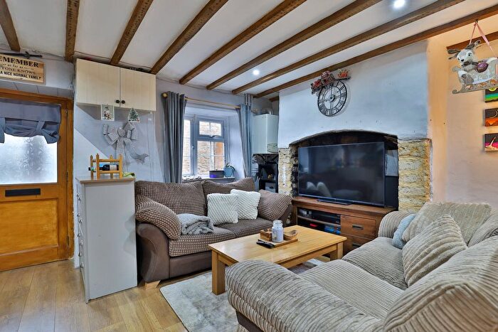 1 Bedroom Terraced House For Sale In Lang Road, Crewkerne, Somerset, TA18