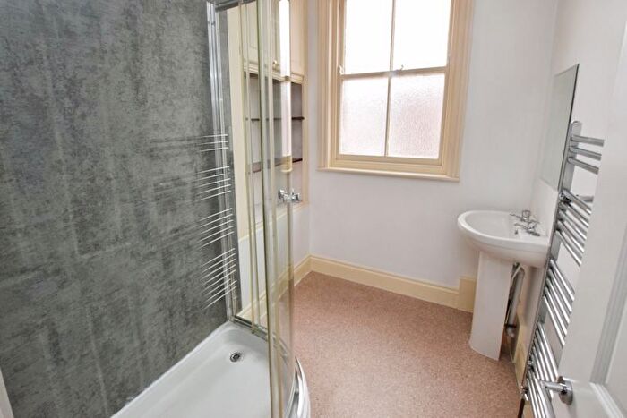 3 Bedroom Maisonette For Sale In Herschell Road, Mount Pleasant, Exeter, EX4