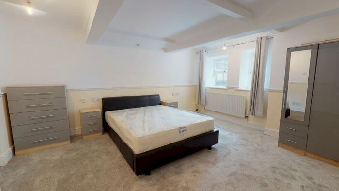 2 Bedroom Flat To Rent In Clarendon Road, University, Leeds, LS2