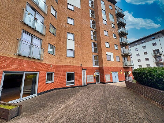 2 Bedroom Flat For Sale In Ship Wharf, Colchester, CO2