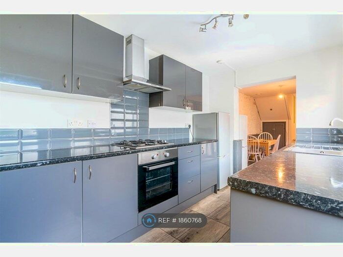 4 Bedroom Terraced House To Rent In Cardigan Terrace, Newcastle Upon Tyne, NE6