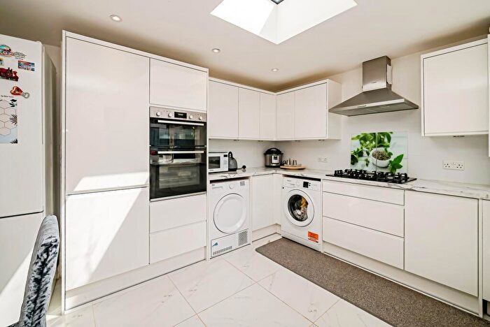 3 Bedroom Terraced House For Sale In Ash Road, High Wycombe, HP12