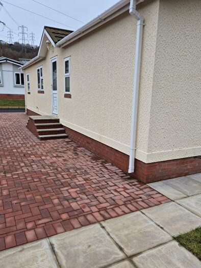 2 Bedroom Mobile/park Home For Sale In Pool View Caravan Park, Buildwas, Telford, TF8