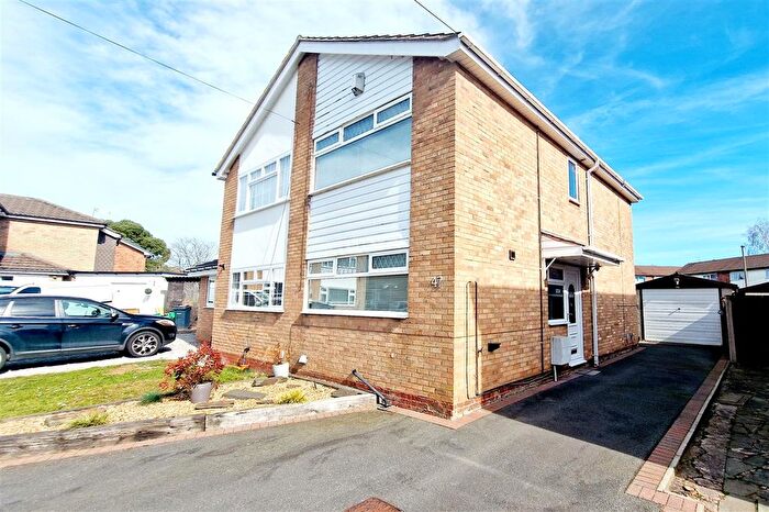 2 Bedroom Semi Detached House For Sale In Cambridge Avenue, Winsford, CW7