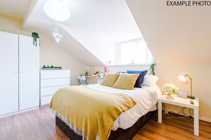 4 Bedroom Terraced House To Rent In Pluto Close, Salford, M6