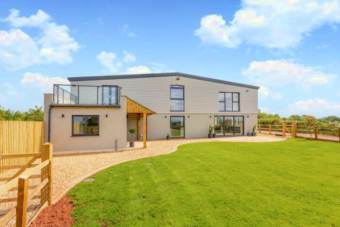 5 Bedroom Detached House To Rent In Folly Road Latteridge, BS37