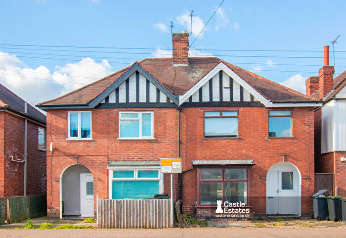 4 Bedroom Semi-Detached House For Sale In Queens Road, Beeston, NG9