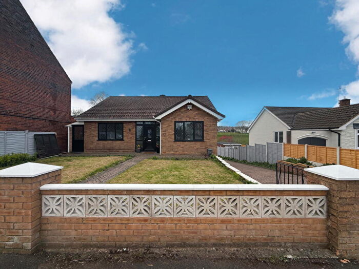 3 Bedroom Detached Bungalow For Sale In Swan Street, Old Quarter, Stourbridge, West Midlands, DY8