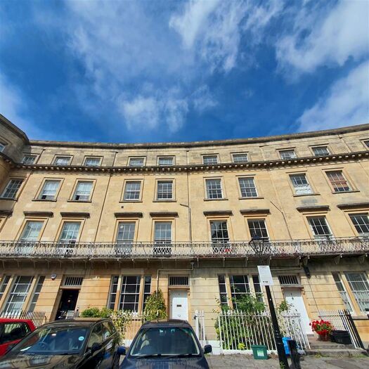 1 Bedroom Flat To Rent In Saville Place, Bristol, BS8