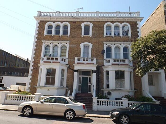 2 Bedroom Flat To Rent In Dalby Square, Margate, CT9