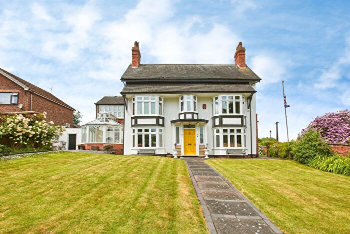 6 Bedroom Detached House For Sale In Church Street, Heanor, DE75